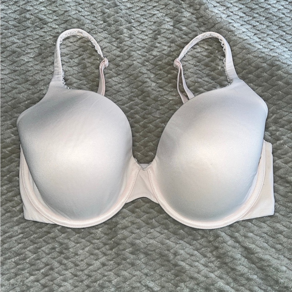 Vs Bra